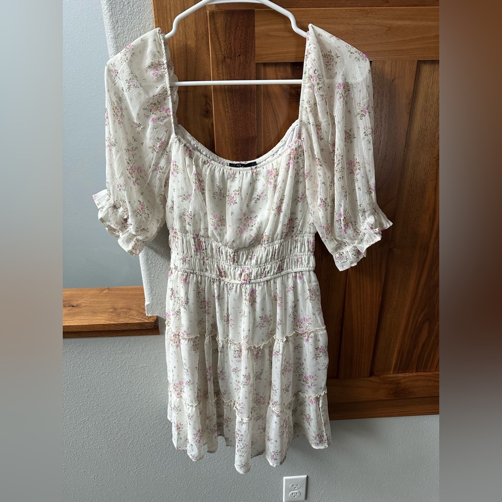 Trixxi White Floral Long Sleeve Dress